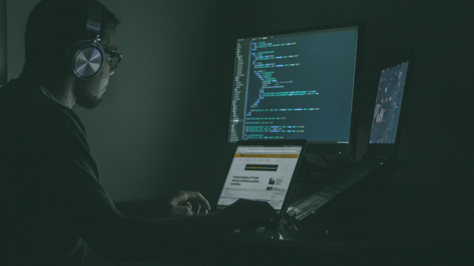 When startups actually need a vCISO, based on trigger events rather than headcount